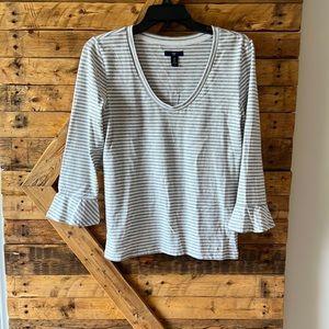 GAP gray and white striped top, v scooped neck, 3 quarter inch sleeves